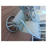 Charming Hampton Bay Cast Aluminum Patio Table & Chair (umbrella Included)