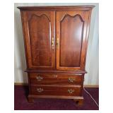 Pennsylvania House Solid Cherry Bedroom Entertainment Cabinet Dresser - Medallion Collection