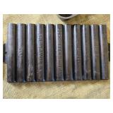 Amazing Vintage Cast-Iron Bakeware Collection - Including Griswold - (4)