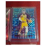 (4) LeBron James Cards - (2) Prizms