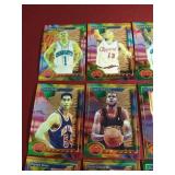 (28) 1994 Finest Basketball Cards