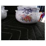 Group of Pottery Kitchen Items
