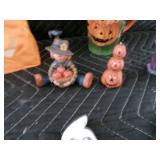 Lot of 19 tabletop Decorations for Halloween
