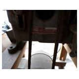Delta 10" Table Saw With Dado Set
