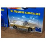 *2* Hot Wheels - 