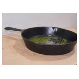 Sidney Halloware No 8 Cast Iron Skillet with Loon Print