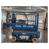 Genie Scissor Lift GS1530, 15 Ft Platform Height