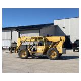 Gehl Dyno Lift DL-8H Telehandler, 8,000 Pound Rating