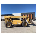Gehl Dyno Lift DL-8H Telehandler, 8,000 Pound Rating