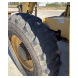 Gehl Dyno Lift DL-8H Telehandler, 8,000 Pound Rating