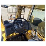 Gehl Dyno Lift DL-8H Telehandler, 8,000 Pound Rating
