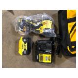 DEWALT ATOMIC 20V MAX Lithium-Ion Cordless 1/4 in. Brushless Impact Driver Kit, 5 Ah Battery, Charger, and Bag  Customer Returns See Pictures