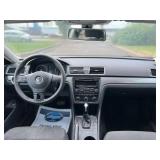 2012 VOLKSWAGEN PASSAT S *Certified Pre-Owned* (NO RESERVE)