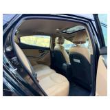 2013 HYUNDAI ELANTRA LIMITED *No Accidents* (NO RESERVE)