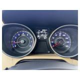 2013 HYUNDAI ELANTRA LIMITED *No Accidents* (NO RESERVE)