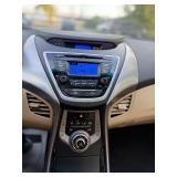 2013 HYUNDAI ELANTRA LIMITED *No Accidents* (NO RESERVE)