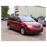 2008 CHRYSLER TOWN AND COUNTRY TOURING *2 Owner | No Accidents* (NO RESERVE)