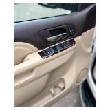 2010 GMC YUKON XL DENALI *All Wheel Drive | No Accidents* (NO RESERVE)