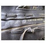 Fielders Gloves