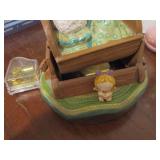 Bird House, Candle
