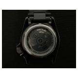 Seiko 5 Sports 4R36-07G0 Day Date Automatic Mens Watch Authentic Case Size 40 mm (Missing a Piece from Bracelet)