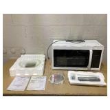 Vissani 1.7 cu. ft. 1000-Watt Over the Range Microwave in White