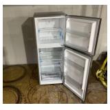 Premium LEVELLA 7.0 cu. ft. Frost Free Top Freezer Refrigerator in Stainless Look  (Minor Transit Damage)