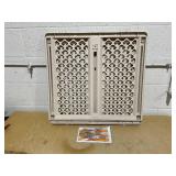 Toddleroo by North States - Supergate Ergo Baby Gate: Plastic Baby Gate for Stairs & Doorways - Adjustable Indoor Safety Gate - Made in USA - 26 to 42 Inches Wide