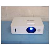Hitachi CP-WU5505 WUXGA 5000-Lumen HD Home Theater LCD Projector / Projection System
