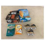 Cat Food & Treats