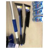 Spray De-Icer, Ice Scrapers with Snow Brush