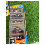 20 Hot Wheels