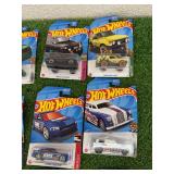 20 Hot Wheels