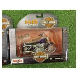 Harley-Davidson 1/18 Scale Motorcycles