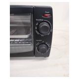 Walmart 1010J-H15 Countertop Toaster Oven with Baking Tray and Rack