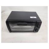 Walmart 1010J-H15 Countertop Toaster Oven with Baking Tray and Rack