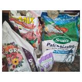 Huge Lot of Potting/Gardening Materials