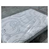 Serta iComfort Hybrid Vantage II Plush Queen Mattress - MSRP $1,299.00 - No Reserve!
