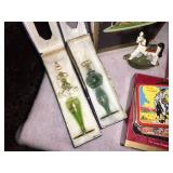Vintage-Present Christmas Ornaments