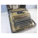(EC1) Vintage Underwood Golden Touc...