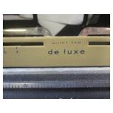 (EC1) Vintage Underwood Golden Touc...