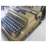 (EC1) Vintage Underwood Golden Touc...
