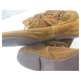 (CS) Pair of Minnetonka Women