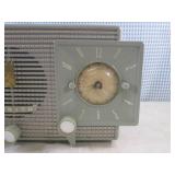 (CS) Vintage Zenith A733 AM/FM Alar...