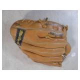(CSB) 3 Baseball Gloves - Spalding ...
