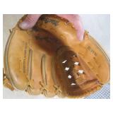 (CSB) 3 Baseball Gloves - Spalding ...