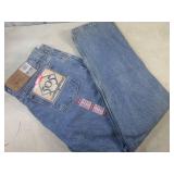 (BS) Pair of New Levi