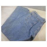 (BS) Pair of New Levi