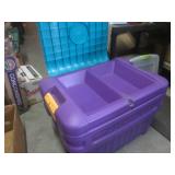 (EW2) Rubbermaid Sport Locker Stora...