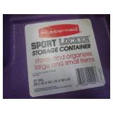 (EW2) Rubbermaid Sport Locker Stora...